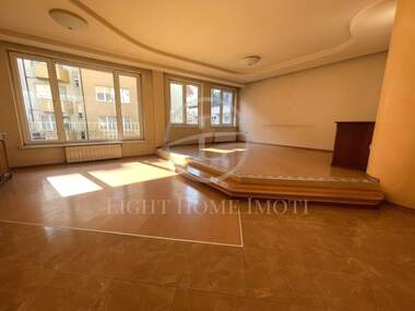 Продажба - Къща в Каменица 2,  Пловдив