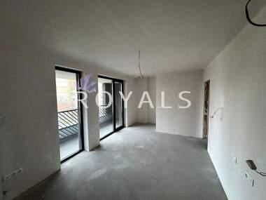 For sale - Apartment in Zona B-5-3,  Sofia