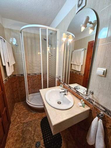 Vânzare - Hotel în Devin,  Smolian