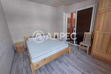 Miete - Wohnung in Wazrajdane,  Burgas