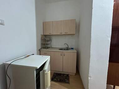 Închiriere - Apartament în Wider Center,  Pleven