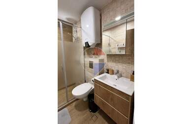 Închiriere - Apartament în Pobeda,  Varna