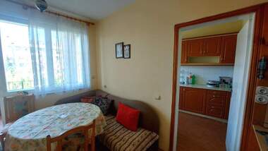 For sale - Apartment in Uchilishtni,  Haskovo