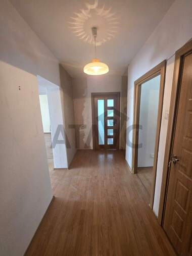Verkauf - Wohnung in Mladejki halm,  Plowdiw