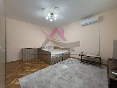For rent - Apartment in Konfuto,  Varna