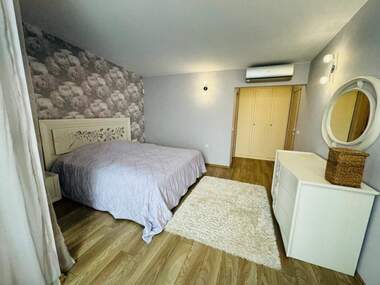 Kira - Ev olarak Sarafovo,  Burgas