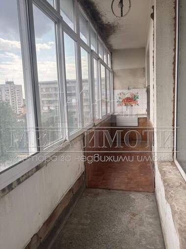 Vânzare - Apartament în Dame Gruev,  Sliven