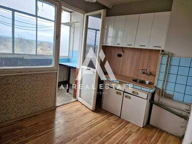 Продажба - Апартамент в Дружба 3,  Плевен