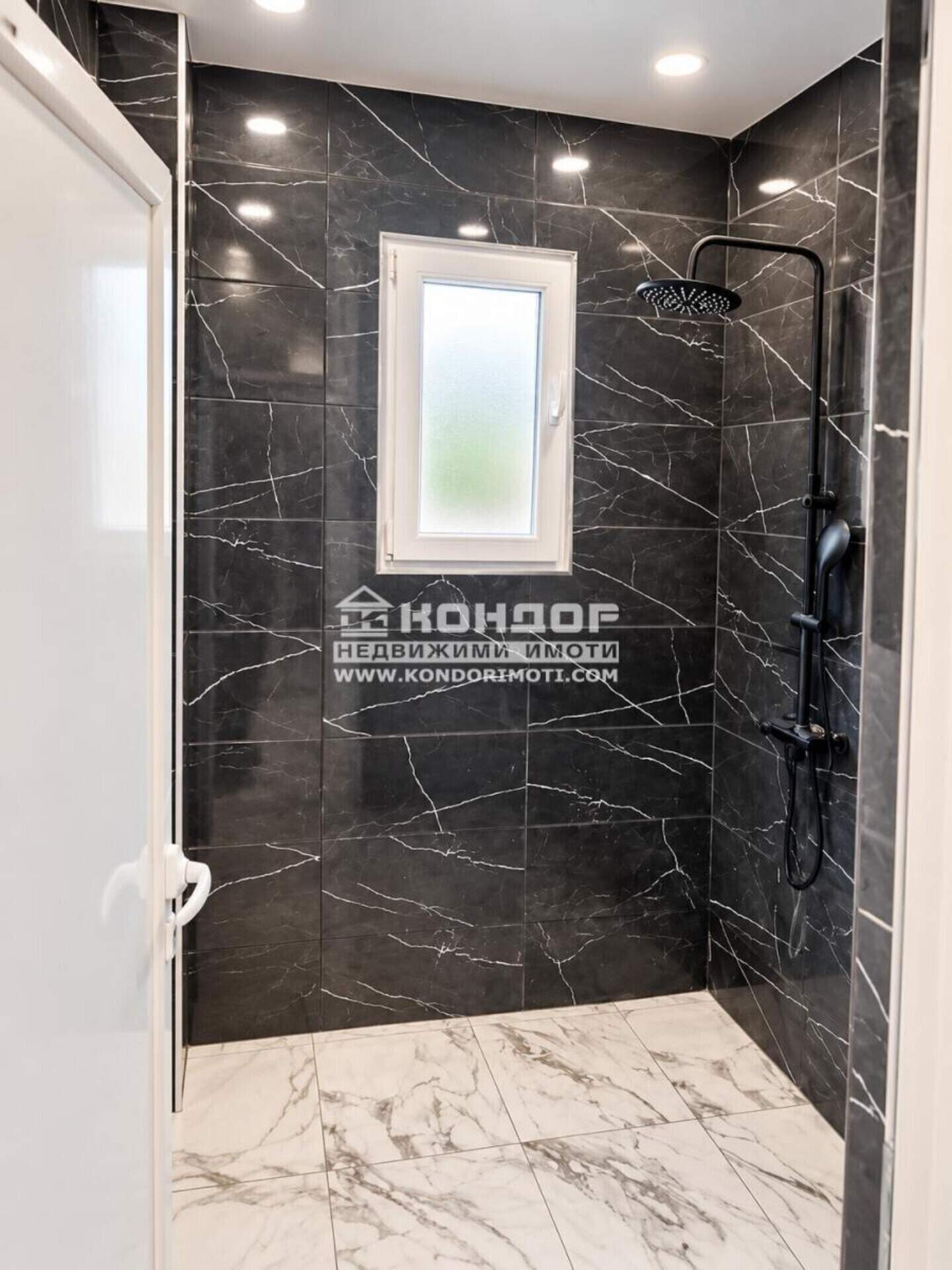 Тристаен Апартамент в Кършияка, Пловдив – снимка 8