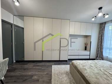 Vânzare - Apartament în Izgrev,  Varna