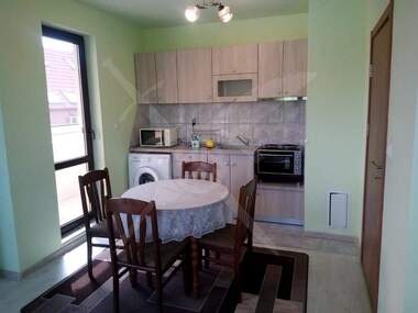 For rent - Apartment in Kolhozen pazar,  Varna