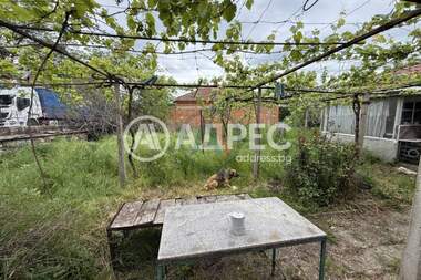Продажба - Къща в Съединение,  Бургас
