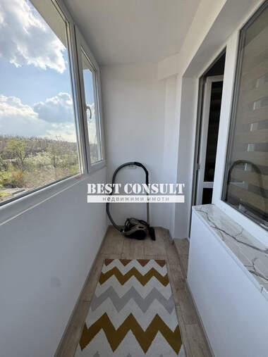 Închiriere - Apartament în Zdraveț Iztok,  Ruse