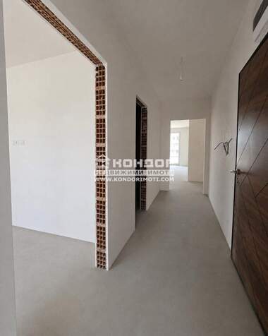 For sale - Apartment in Kiuchuk Parij,  Plovdiv