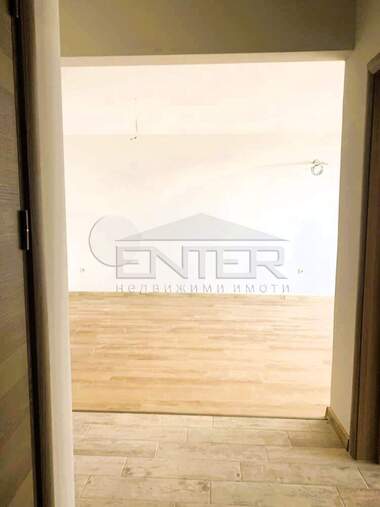 Vânzare - Apartament în Vinița,  Varna