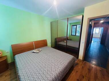 Verkauf - Wohnung in Wazrajdane,  Burgas