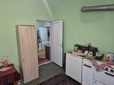 Vânzare - Casă în Botunia,  Vrața