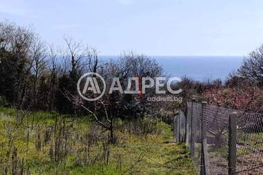 Продажа - Участок под строительство у Галата,  Варна