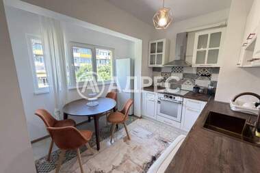 Închiriere - Apartament în k.k. Ceaîka,  Varna