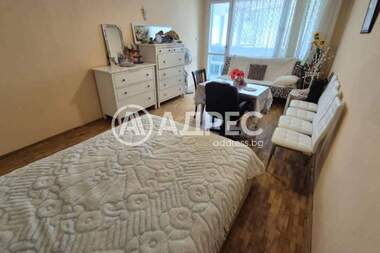 Închiriere - Apartament în Ovcea Kupel,  Sofia