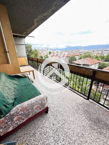 For sale - Apartment in Kiuchuk Parij,  Plovdiv