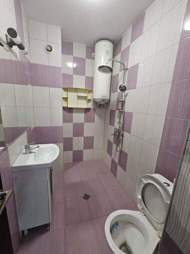 Închiriere - Apartament în Mladejki hălm,  Plovdiv
