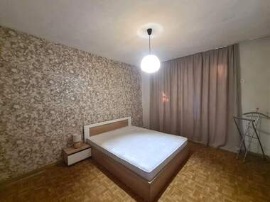 Închiriere - Apartament în Uceiliștini,  Haskovo