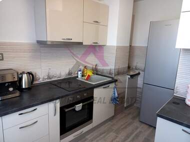 For sale - Apartment in Liatno kino Trakia,  Varna