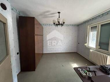 Vânzare - Etaj din casă în Hisaria,  Haskovo