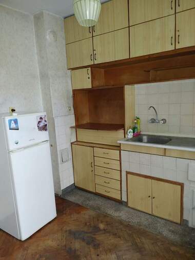 Продажба - Апартамент в Център,  Пловдив