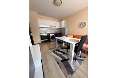 Închiriere - Apartament în Pobeda,  Varna