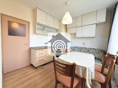 Vânzare - Apartament în Suhata reka,  Sofia