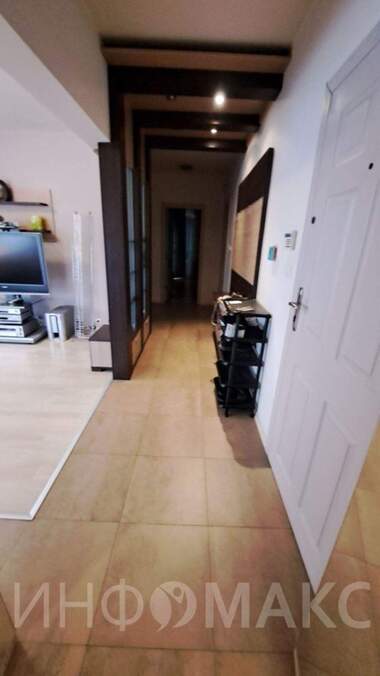 Închiriere - Apartament în Lazur,  Burgas