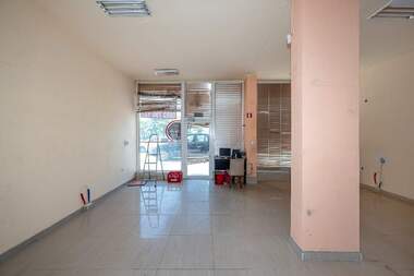 Verkauf - Laden/Büro/Schönheitssalon/Zahnarztbüro in Trakia,  Plowdiw