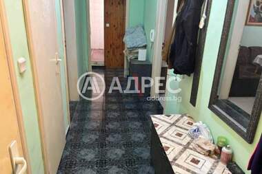 Vânzare - Apartament în Avtogara,  Varna