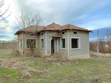 Vânzare - Casă în Smolnița,  Dobrice