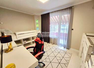 Vânzare - Apartament în Kărșiaka,  Plovdiv