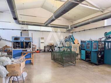 For sale - Warehouse in Industrialna zona,  Pleven