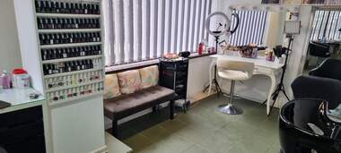 Verkauf - Schönheitssalon/Büro/Laden/Lager/Zahnarztbüro in Orel,  Razgrad
