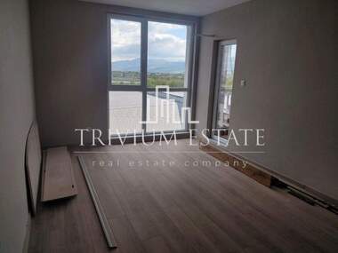 Продажба - Апартамент в Тракия,  Пловдив
