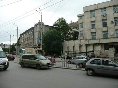 Ενοίκιο - Γραφείο σε Център,  Велико Търново
