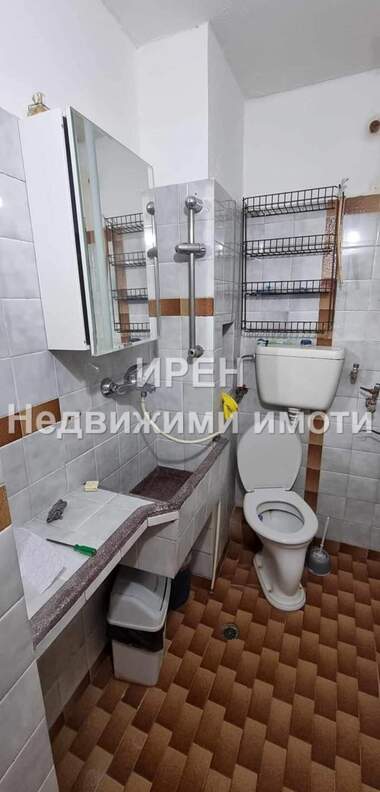 Vânzare - Apartament în Hale,  Iambol