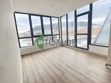 For sale - Apartment in Center,  Shumen