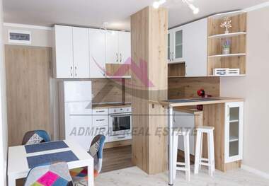 For rent - Apartment in Liatno kino Trakia,  Varna