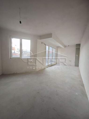 Vânzare - Apartament în Liatno kino Trakia,  Varna