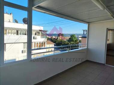 For rent - Apartment in Zimno kino Trakia,  Varna