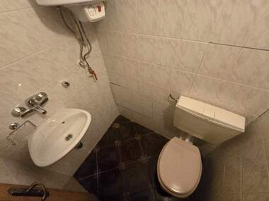 Miete - Wohnung in Wazrajdane,  Burgas