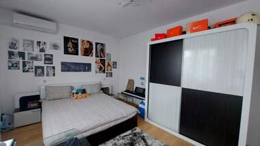 Vânzare - Apartament în Baîkal,  Kărdjali