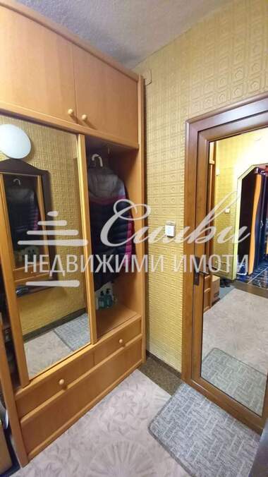 Продажба - Апартамент в Тракия,  Шумен