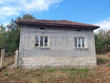 Verkauf - Haus in Ostriza,  Ruse